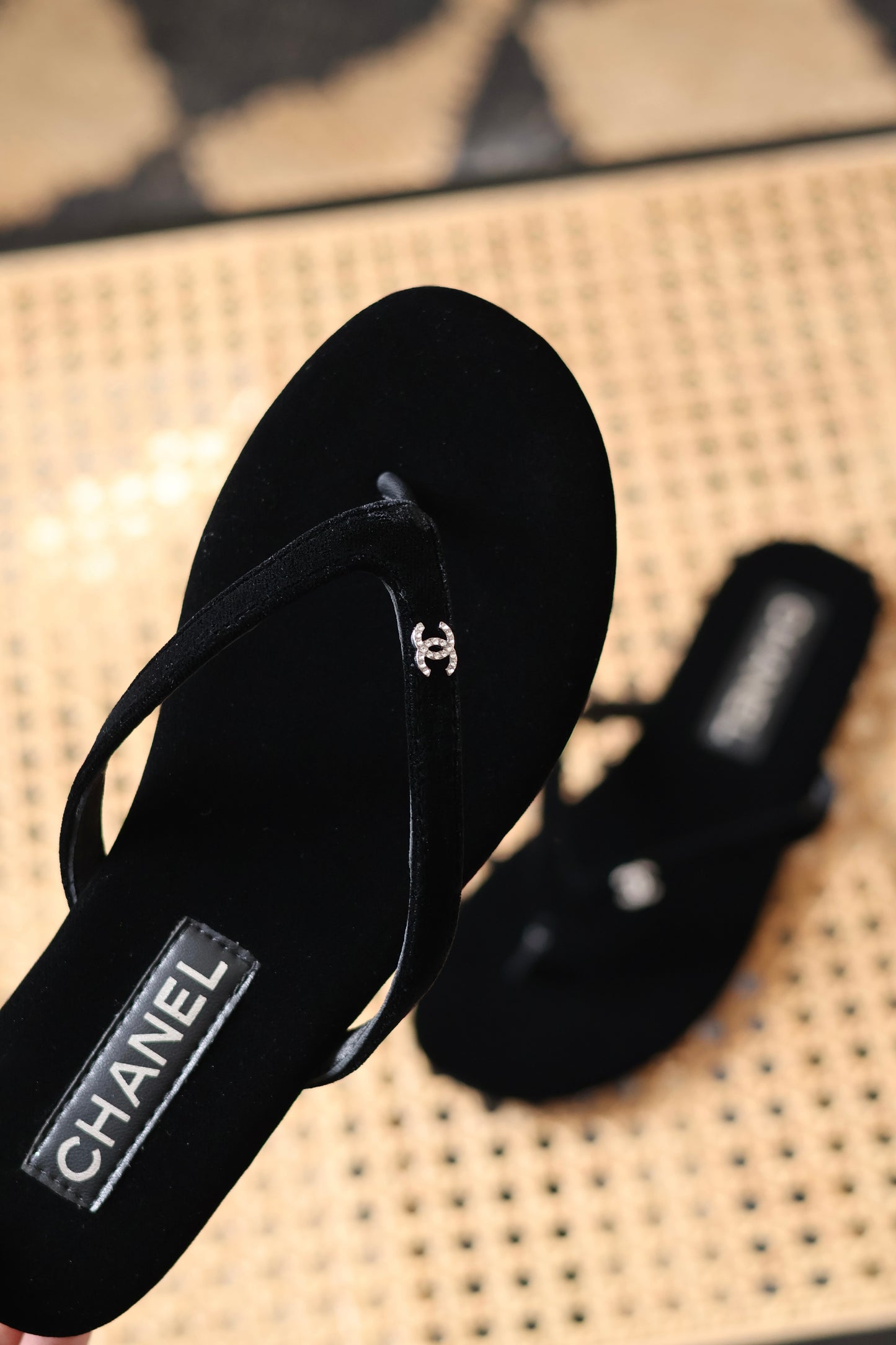 Thongs